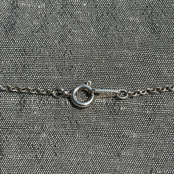 🩶 Puffy Filigree Style Silver Plated Heart Pendant - Picture 3 of 3